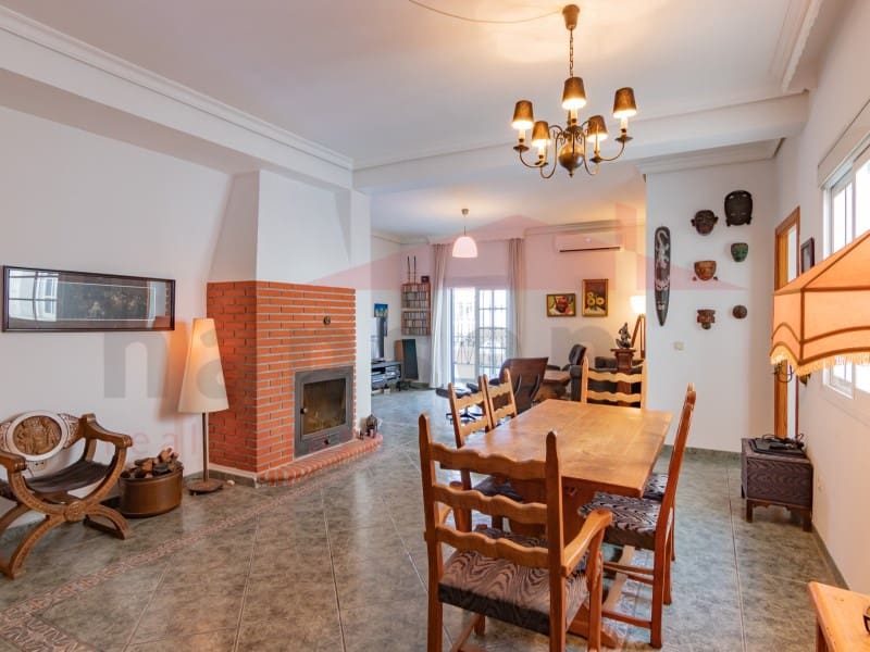 7 soverom Hus til salgs i Velez-Malaga - € 395 000 (Ref: 9541063)