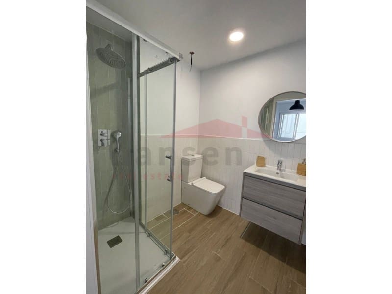 2 bedroom Apartment for rent in Torre del Mar - € 900 (Ref: 9591226)