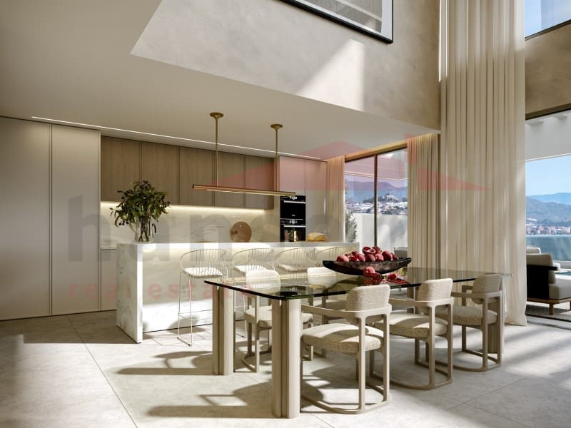 3 bedroom Villa for sale in La Herradura with pool garage - € 1,950,000 (Ref: 9619189)