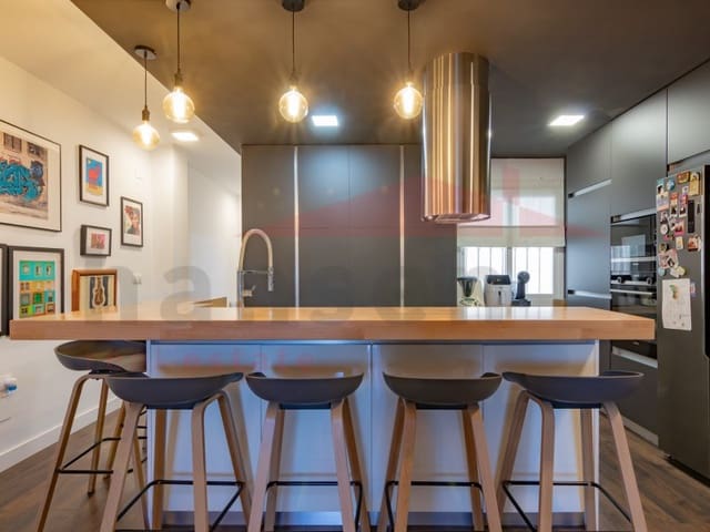 3 soveværelse Lejlighed til salg i Torre del Mar, Vélez-Málaga - € 355.000 (Ref: 9625513)