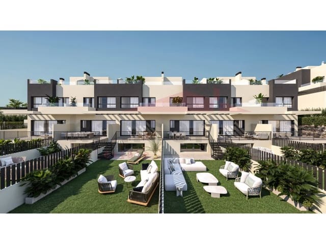 4 soveværelse Byhus til salg i Torre del Mar, Vélez-Málaga med swimmingpool garage - € 630.000 (Ref: 9625514)