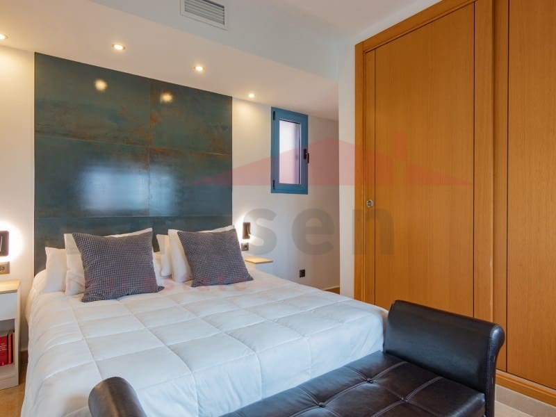 2 slaapkamer Penthouse te koop in Torre del Mar met garage - € 370.000 (Ref: 9644977)