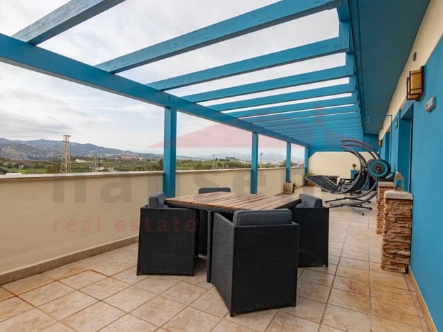2 slaapkamer Penthouse te koop in Torre del Mar, Vélez-Málaga met garage - € 370.000 (Ref: 9644977)