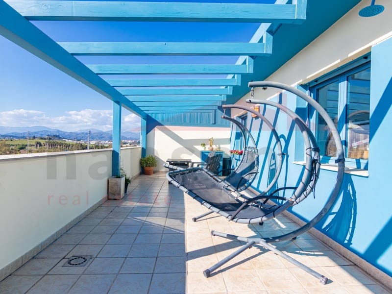2 bedroom Penthouse for sale in Torre del Mar with pool garage - € 355,000 (Ref: 9644977)