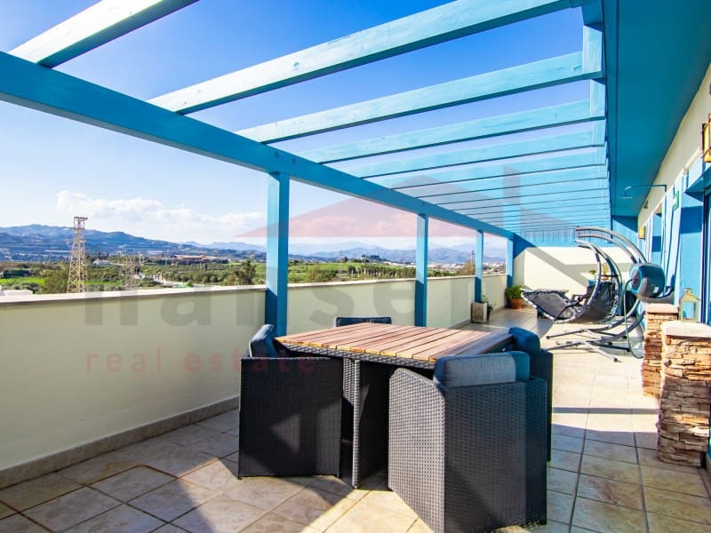 2 bedroom Penthouse for sale in Torre del Mar with pool garage - € 355,000 (Ref: 9644977)