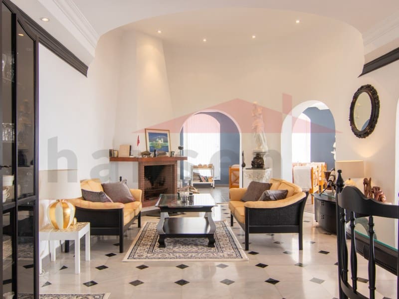 5 Zimmer Villa zu verkaufen in Benajarafe mit Pool - 955.000 € (Ref: 9704898)