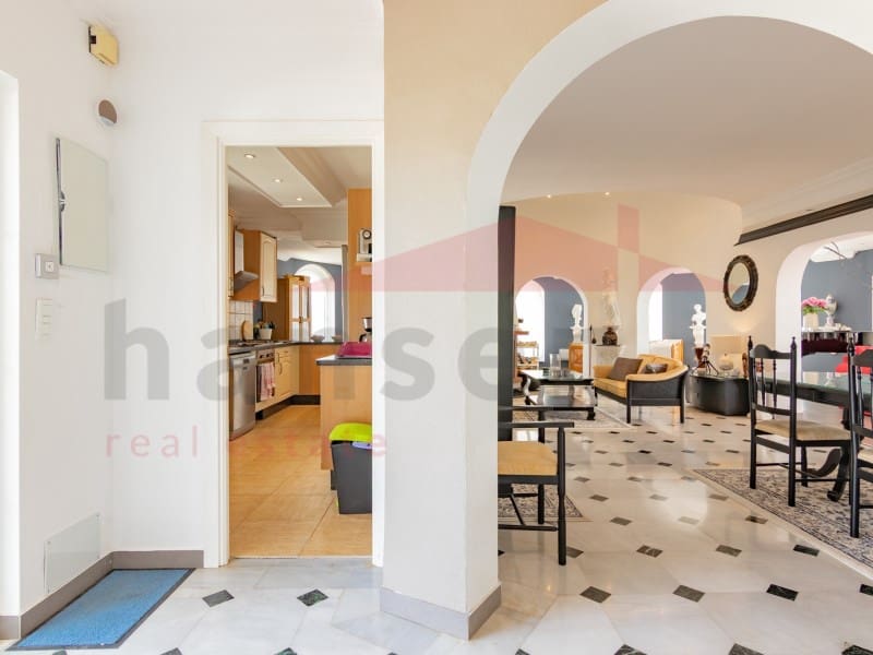 5 Zimmer Villa zu verkaufen in Benajarafe mit Pool - 955.000 € (Ref: 9704898)