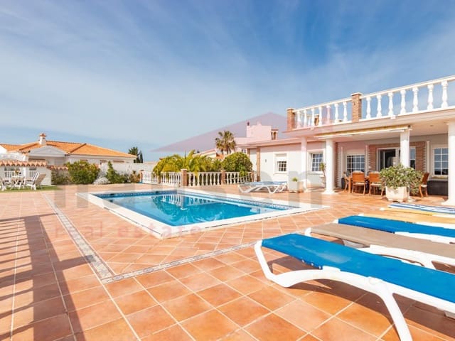 5 soverom Villa til salgs i Benajarafe, Vélez-Málaga med svømmebasseng - € 955 000 (Ref: 9704898)