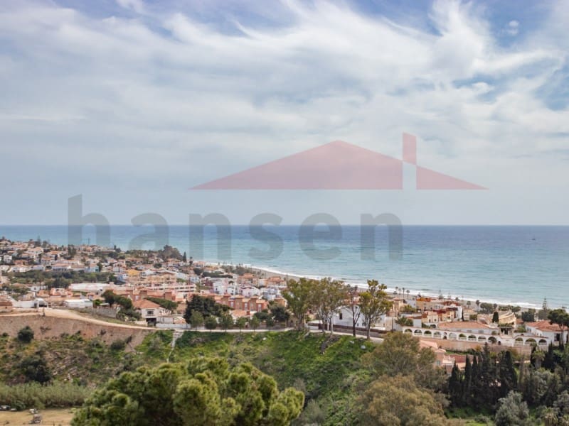 5 Zimmer Villa zu verkaufen in Benajarafe mit Pool - 955.000 € (Ref: 9704898)