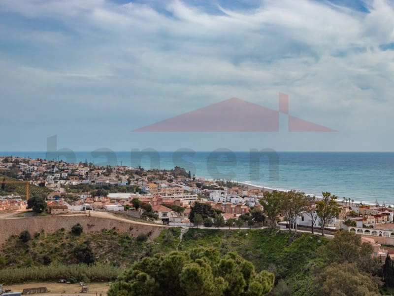 5 Zimmer Villa zu verkaufen in Benajarafe mit Pool - 955.000 € (Ref: 9704898)