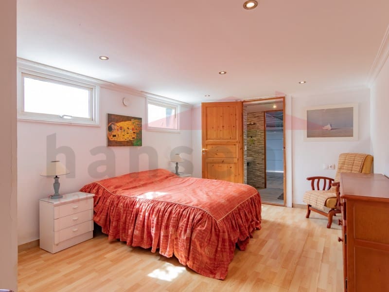 5 Zimmer Villa zu verkaufen in Benajarafe mit Pool - 955.000 € (Ref: 9704898)