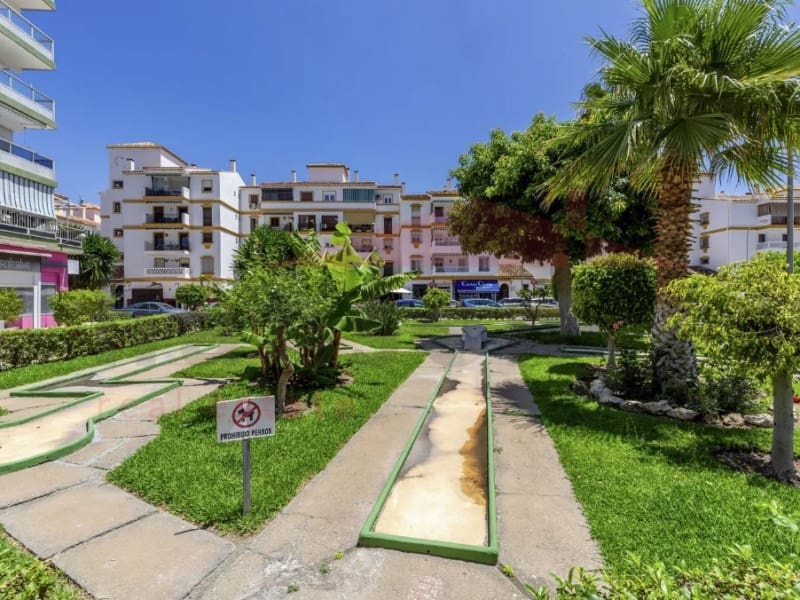 1 bedroom Flat for sale in Torre del Mar with pool - € 195,000 (Ref: 9738391)