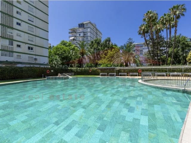 1 makuuhuone Asunto myytävänä paikassa Torre del Mar, Vélez-Málaga mukana uima-altaan - 195 000 € (Ref: 9738391)