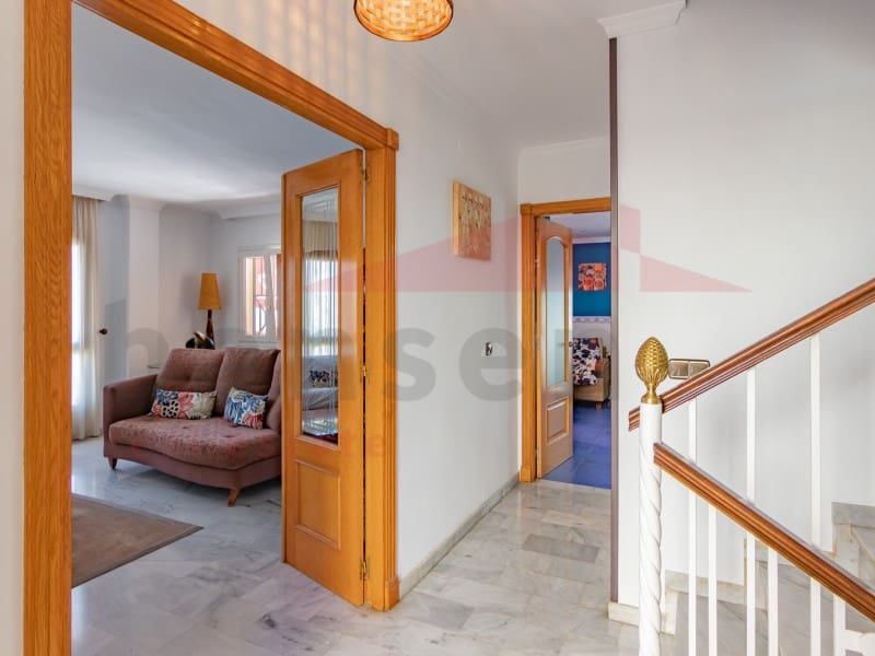 3 soverom Villa til salgs i Torre del Mar med svømmebasseng - € 630 000 (Ref: 9751839)