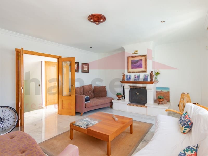 3 soverom Villa til salgs i Torre del Mar med svømmebasseng - € 630 000 (Ref: 9751839)