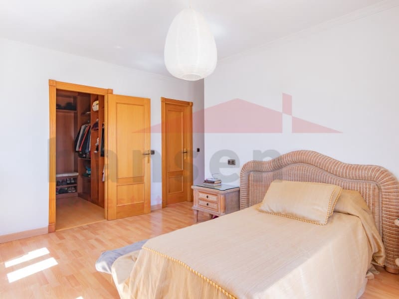 3 soverom Villa til salgs i Torre del Mar med svømmebasseng - € 630 000 (Ref: 9751839)