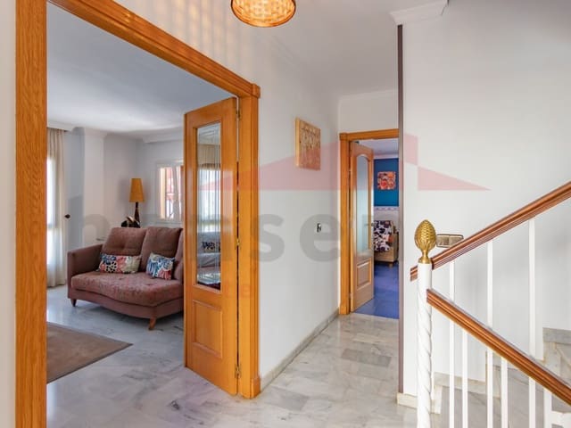 3 soverom Villa til salgs i Torre del Mar, Vélez-Málaga med svømmebasseng - € 630 000 (Ref: 9751839)