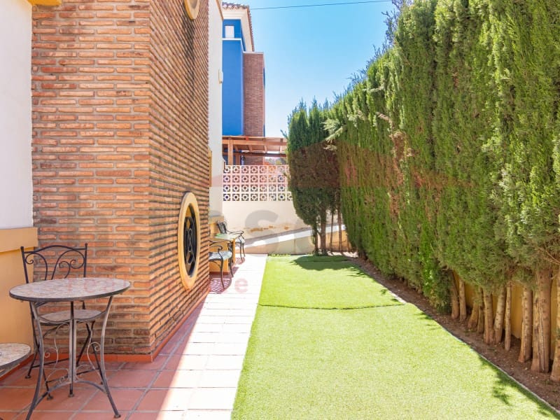 3 soverom Villa til salgs i Torre del Mar med svømmebasseng - € 630 000 (Ref: 9751839)