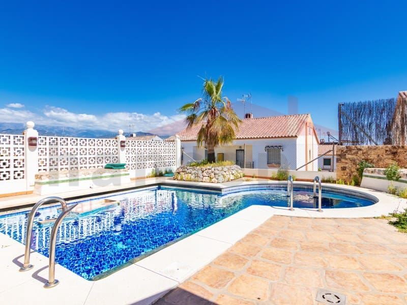 3 soverom Villa til salgs i Torre del Mar med svømmebasseng - € 630 000 (Ref: 9751839)