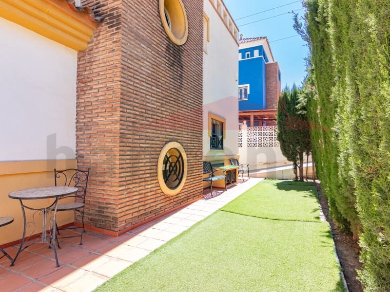 3 soverom Villa til salgs i Torre del Mar med svømmebasseng - € 630 000 (Ref: 9751839)