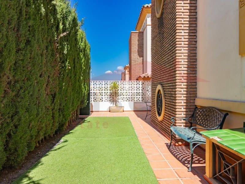 3 soverom Villa til salgs i Torre del Mar med svømmebasseng - € 630 000 (Ref: 9751839)