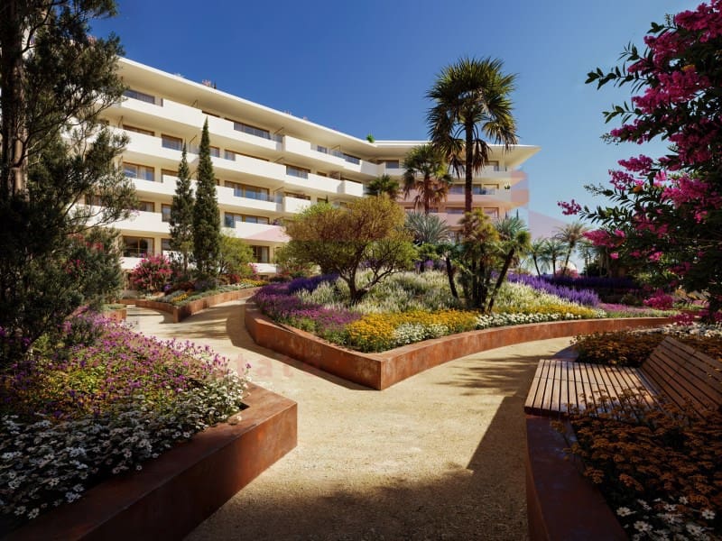 1 bedroom Flat for sale in Fuengirola with pool garage - € 259,000 (Ref: 9761824)