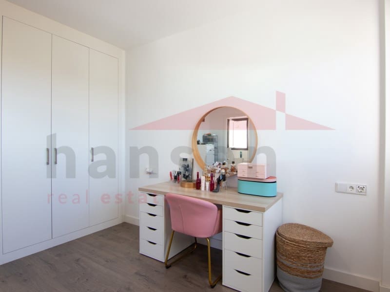 4 soverom Kjedet enebolig til salgs i Torre del Mar med garasje - € 630 000 (Ref: 9780316)