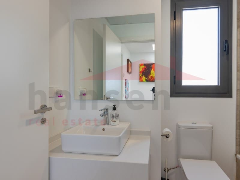 4 soverom Kjedet enebolig til salgs i Torre del Mar med garasje - € 630 000 (Ref: 9780316)