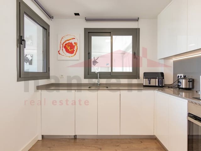 4 makuuhuone Paritalo myytävänä paikassa Torre del Mar, Vélez-Málaga mukana 
autotalli - 630 000 € (Ref: 9780316)