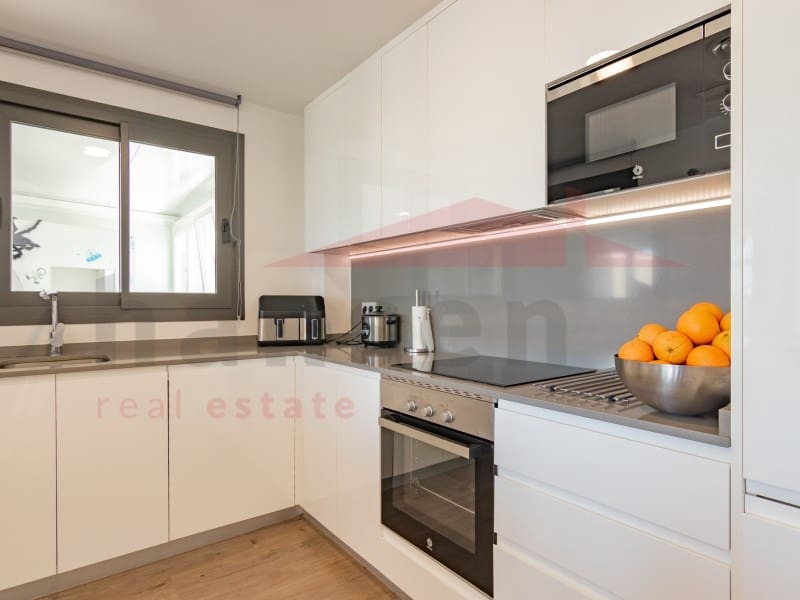 4 soverom Kjedet enebolig til salgs i Torre del Mar med garasje - € 630 000 (Ref: 9780316)