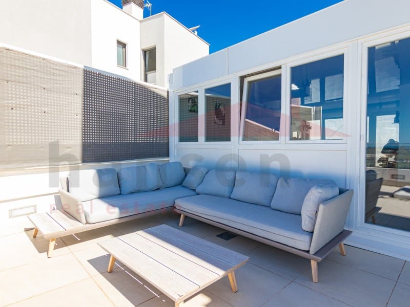 4 soverom Kjedet enebolig til salgs i Torre del Mar med garasje - € 630 000 (Ref: 9780316)