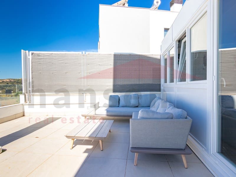 4 soverom Kjedet enebolig til salgs i Torre del Mar med garasje - € 630 000 (Ref: 9780316)