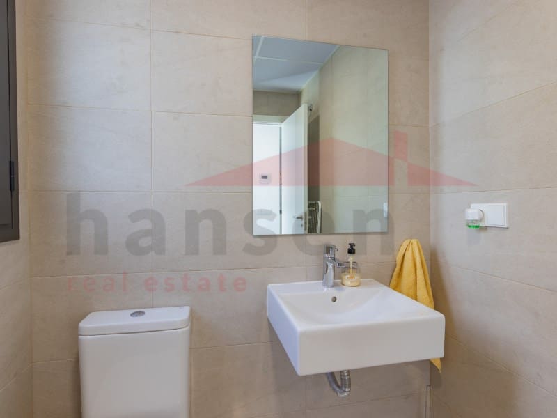 4 soverom Kjedet enebolig til salgs i Torre del Mar med garasje - € 630 000 (Ref: 9780316)