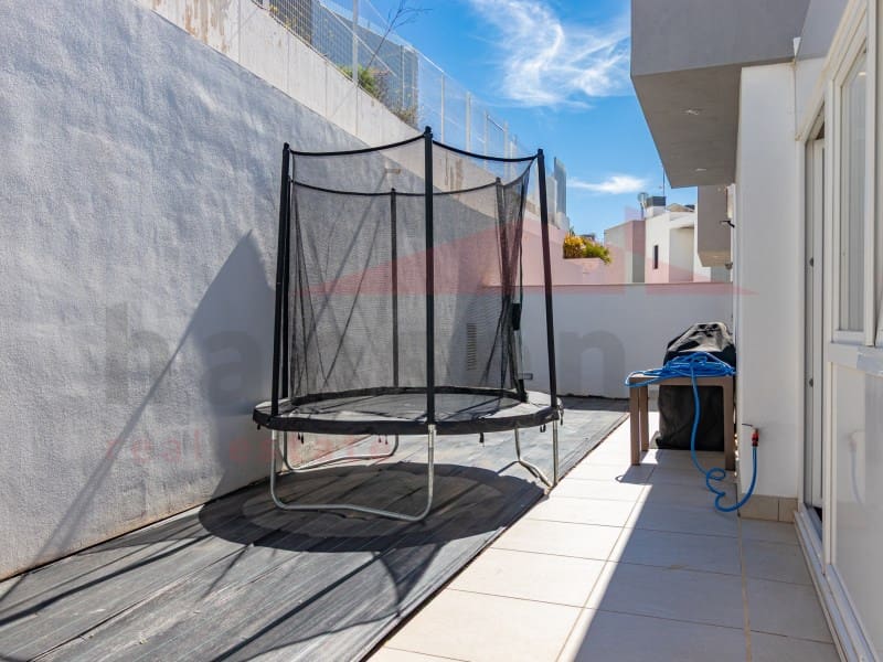 4 soverom Kjedet enebolig til salgs i Torre del Mar med garasje - € 630 000 (Ref: 9780316)