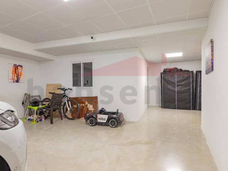 4 soverom Kjedet enebolig til salgs i Torre del Mar med garasje - € 630 000 (Ref: 9780316)