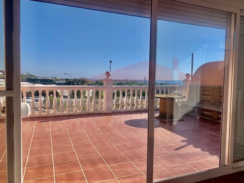 3 slaapkamer Huis te koop in Torrox Park met zwembad garage - € 330.000 (Ref: 9790855)