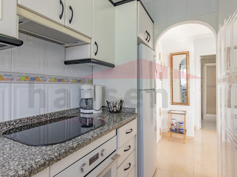 1 makuuhuone Huoneisto myytävänä paikassa Torre del Mar mukana uima-altaan - 205 000 € (Ref: 9794383)