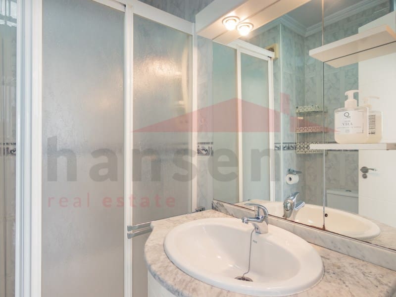 1 makuuhuone Huoneisto myytävänä paikassa Torre del Mar mukana uima-altaan - 205 000 € (Ref: 9794383)