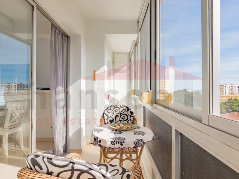 1 makuuhuone Huoneisto myytävänä paikassa Torre del Mar mukana uima-altaan - 205 000 € (Ref: 9794383)