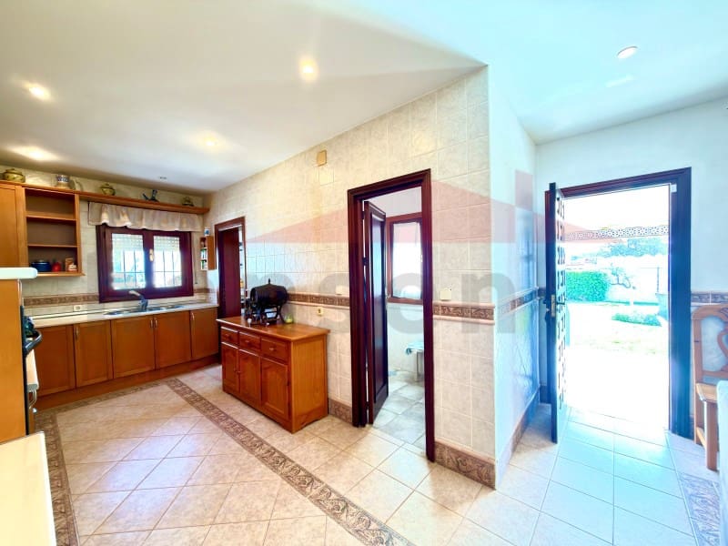 3 sypialnia Willa na sprzedaż w Rincon de la Victoria z basenem garażem - 895 000 € (Ref: 9824809)