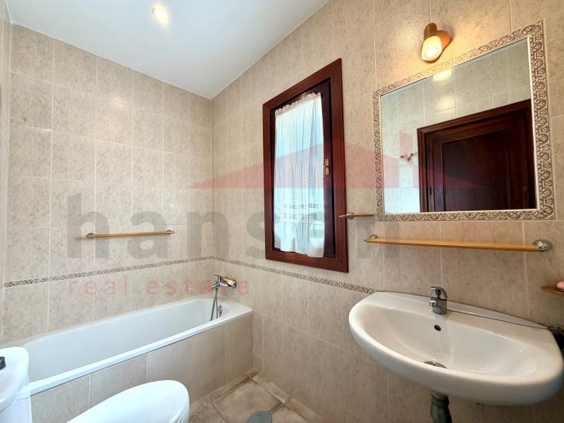 3 sypialnia Willa na sprzedaż w Rincon de la Victoria z basenem garażem - 895 000 € (Ref: 9824809)
