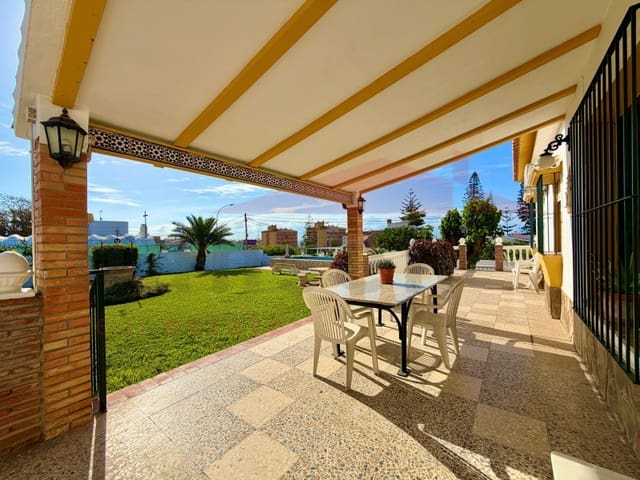 3 sypialnia Willa na sprzedaż w Torre de Benagalbon, Rincón de la Victoria z basenem garażem - 895 000 € (Ref: 9824809)