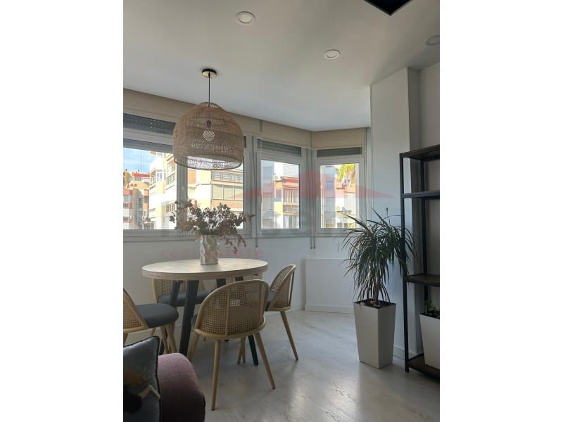 1 quarto Apartamento para arrendar em Torre del Mar com piscina - 700 € (Ref: 9850989)
