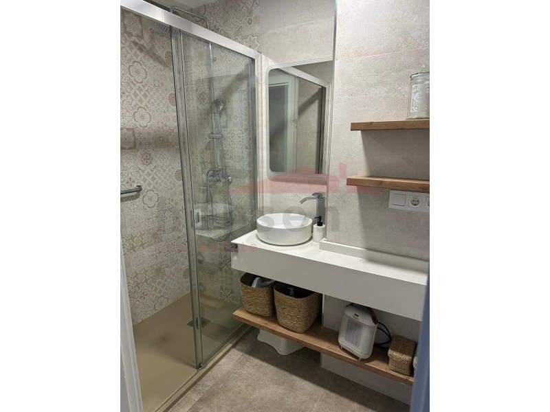 1 quarto Apartamento para arrendar em Torre del Mar com piscina - 700 € (Ref: 9850989)
