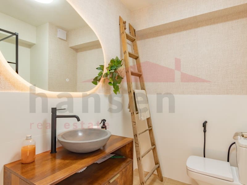 2 bedroom Flat for sale in Torre del Mar with pool - € 469,900 (Ref: 9866784)
