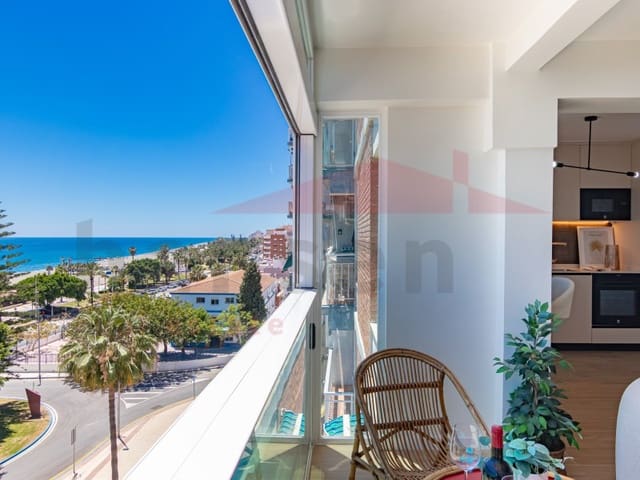 2 slaapkamer Flat te koop in Torre del Mar, Vélez-Málaga met zwembad - € 469.900 (Ref: 9866784)
