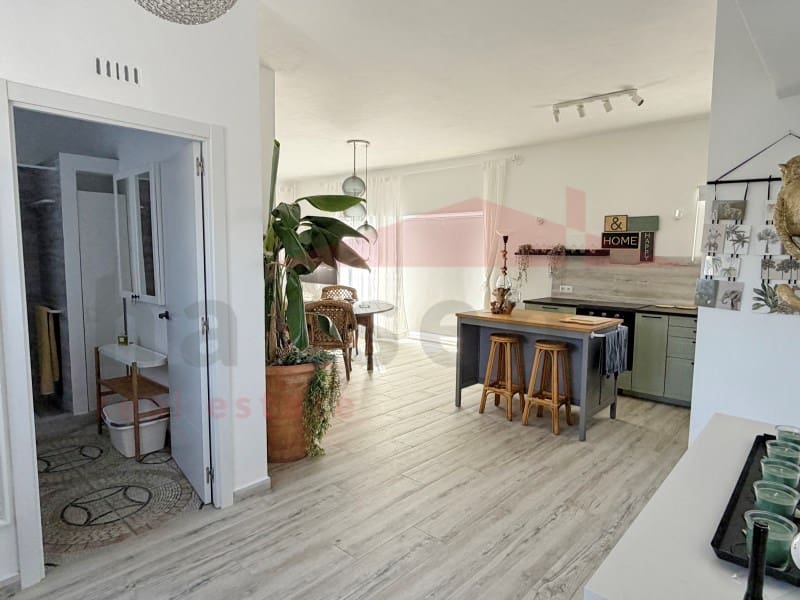 Chalet de 5 habitaciones en Benajarafe en venta - 1.370.000 € (Ref: 9890015)