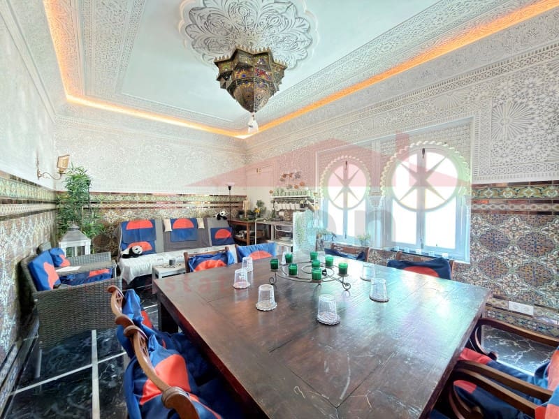 Chalet de 5 habitaciones en Benajarafe en venta - 1.370.000 € (Ref: 9890015)