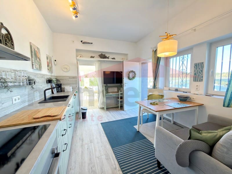 Chalet de 5 habitaciones en Benajarafe en venta - 1.370.000 € (Ref: 9890015)