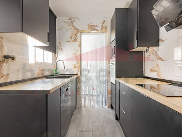 4 sypialnia Mieszkanie na sprzedaż w Torre del Mar, Vélez-Málaga - 340 000 € (Ref: 9894439)